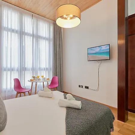 Urbanite アパート *