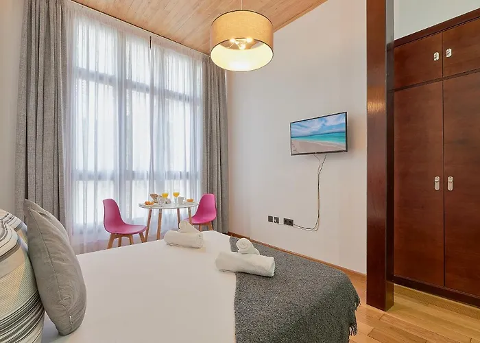 Urbanite アパート *